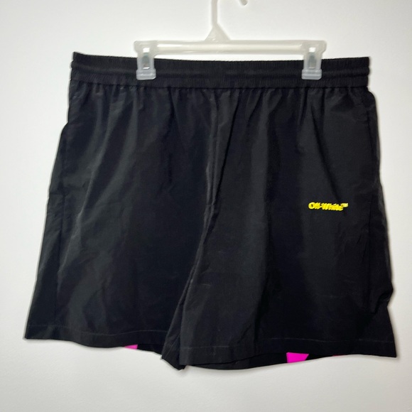 Off White Men’s Shorts - Picture 1 of 9
